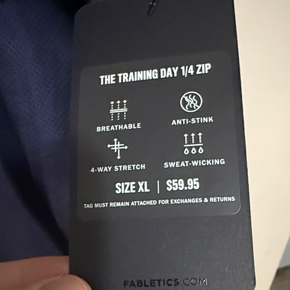 Fabletics Dark Blue Long Sleeve 1/4 Zip NWT Size XL - Picture 3 of 7